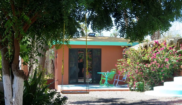 The Wave - A Peaceful Private Oasis Steps Away From All Todos Santos Attractions