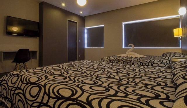 Three Modern and Vibrant Rooms Just Minutes from Attractions, Shops, and Dining