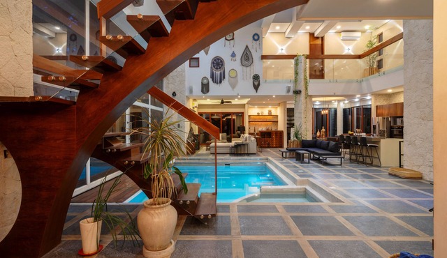¡TIKAL! Luxury 4BR Private Pool & Gym, 24/7 Security