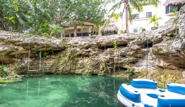 Toh Ha Spa - Pristine, Unique Spacious 3 Bedroom Home with Private Cenote.