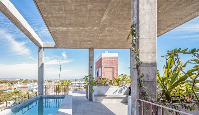 Torre Urbina 65