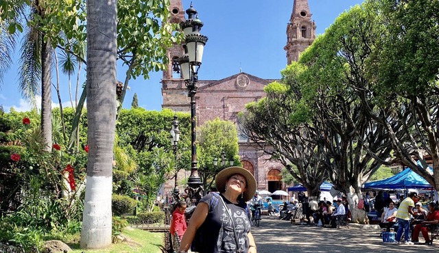 Tradicional Rústico Town! 5 min to a National Beutiful Lake, Mineral Water and Forest! Lago de Camecuaro and 10 to City of Zamora were you find the 2nd National Catedral