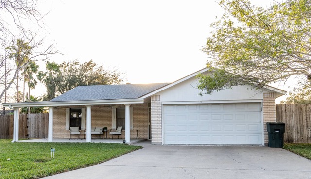 Tranquil 3BR, 2BA Oasis Near Downtown – Your Perfect Home Away From Home
