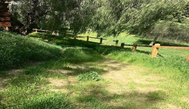 Tranquil Equestrian Retreat in Shadow Hills – Ideal for Extended Stays