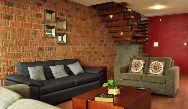 Valentin House, very spacious and cozy.