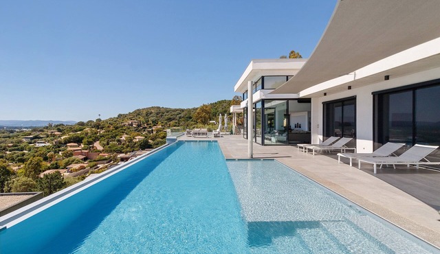 Villa "Alba" with Sea View, Wi-Fi, and Air Conditioning