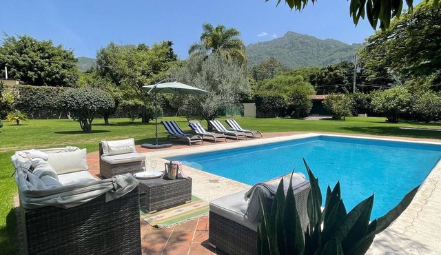 Villa El Fuerte - Beautiful views of the Tepozteco