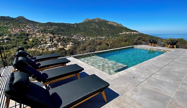 Villa Corsa L'île Rousse - Piscine vue mer Panoramique