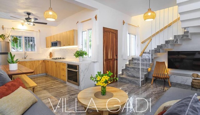 VILLA GADI - Roof Garden - Pizza Oven - Tiny Pool