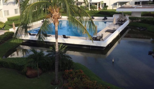 Villa in Condominium with roof garden