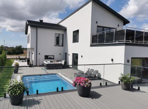 Villa med pool in Malmo