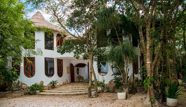 Villa Natural, a luxury architect Villa
