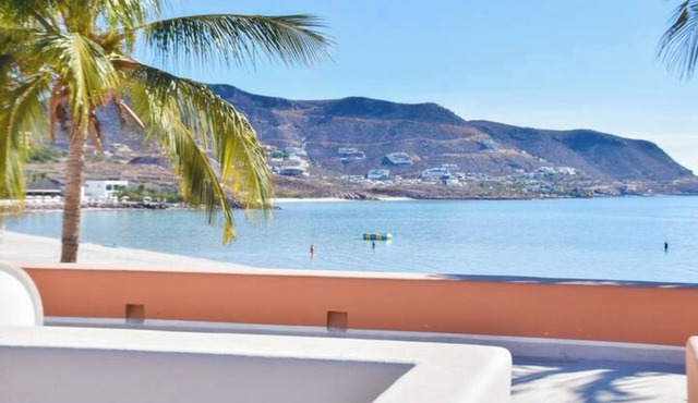 Villa on the beach @Puerta Cortes with 3 bedrooms.