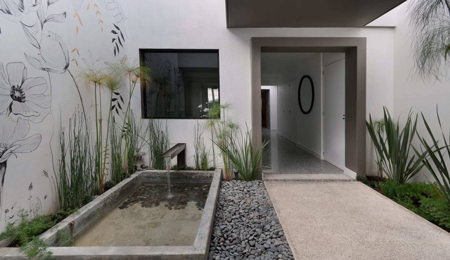 Villa town with 4 private suites up to 9 people