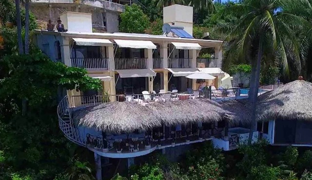 VillaParaisoAca, With Beautiful View & Private Beach. Christmas Special.