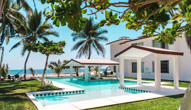 Villas Malaki