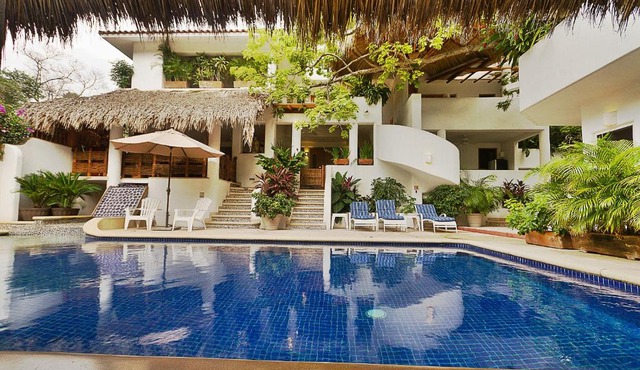 Villas Naomi