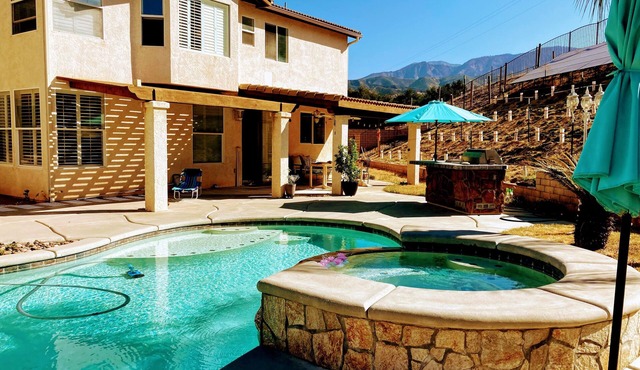 Vineyard villa w/pool & amazing views