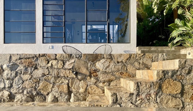 Walk to Farm to Table Restaurants, easy access to East Cape Surf