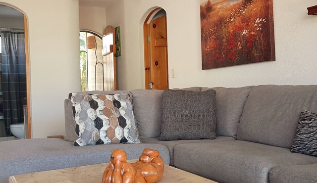 Welcome! Our Premium Suite is minutes from endless beach, golfing and culture!