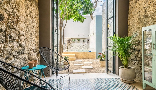 WONDERFUL CHARMING HOUSE, TASTEFULLY DECORATED, HISTORICAL CENTRE, POOL, CULTURE