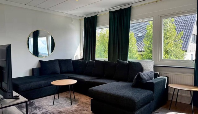 Workershome - 2bath - 9 Beds - Parking lot - All-inclusive
