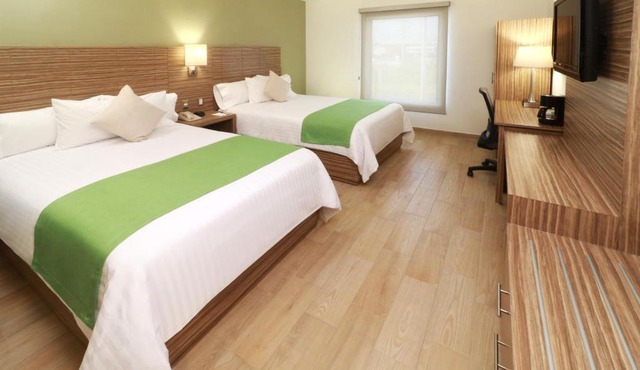 Wyndham Garden Monterrey Valle Real