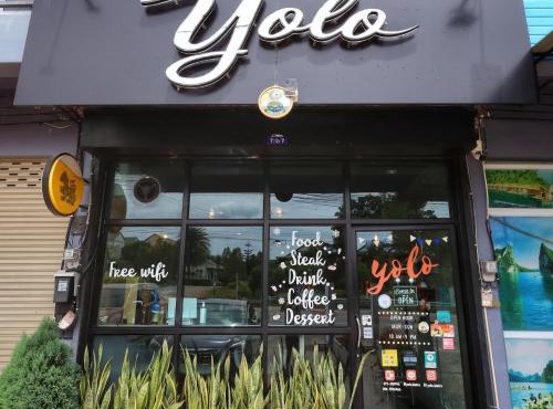 YOLO Loft House Private Group Stay in Surat Thani