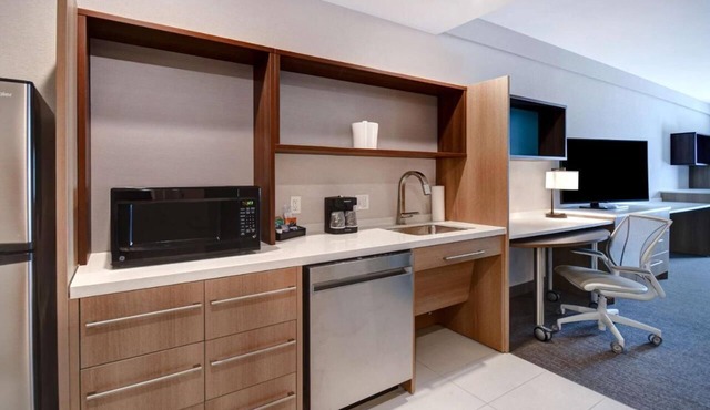 Your Tucson Getaway: 2 Relaxing Units! Onsite Pool, Pets Allowed!