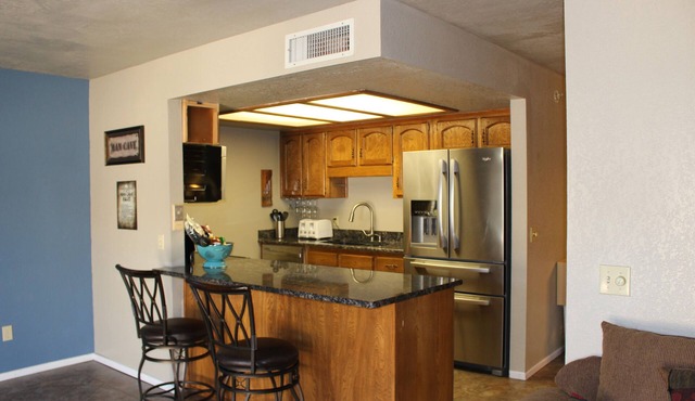 Yuma Az Getaway Fully furnished 3 bedroom 2 1/2 bath Town-home