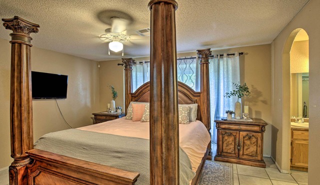 Yuma Retreat w/Fire Pit in a Golf Course Mecca!