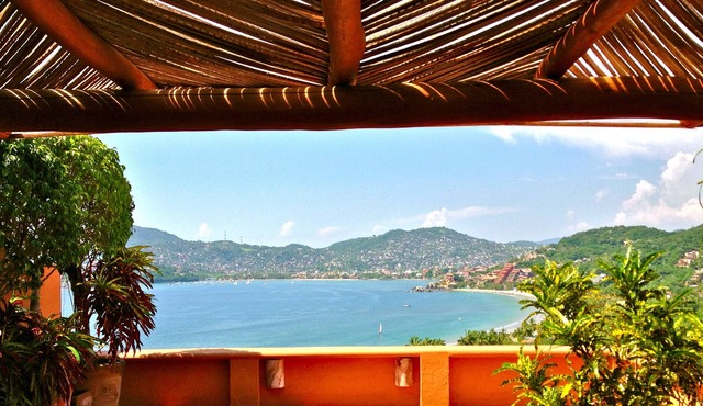 Zihuatanejo Dreamin'..Heavenly Vistas, 5 Minutes Walk to Beach