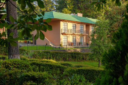Zirahuen Forest and Resort