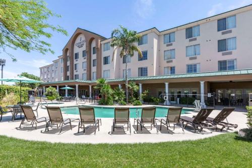 Country Inn 
