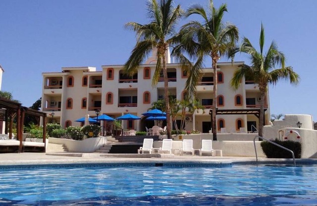 Hotel ∙ Magnificent 1BR Condo Steps to Las Palmas Park