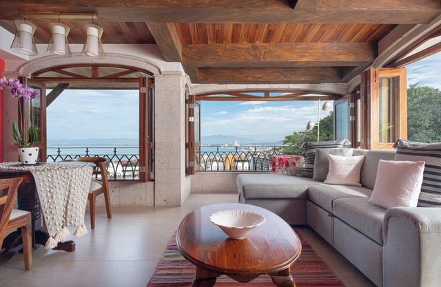 Rooftop 1-BR Penthouse w/Ocean Views and Private Hot Tub at Luxury Resort