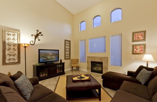 SANITIZED This North Scottsdale 3 bed 2.5 bath condo in Grayhawk Gated Community - By PADZU