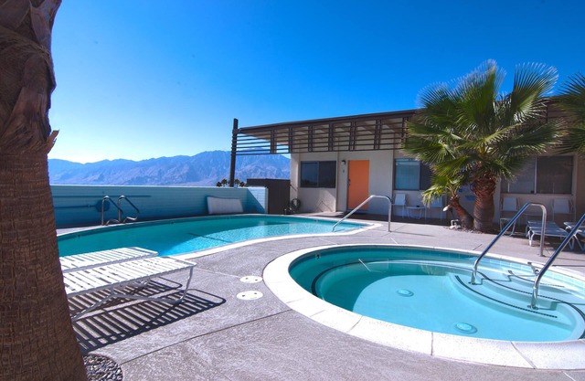 The Getaway #6: Pool, Mountain View, Kids/Pets welcome