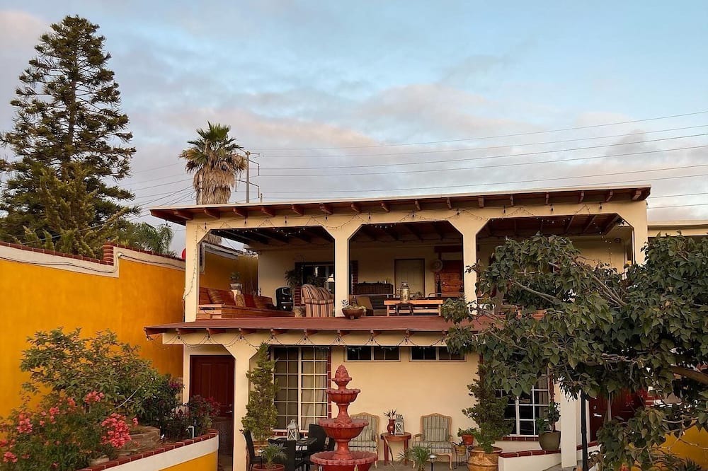 Maestros House | Stunning Home with Terrance Retreat and Breathtaking Views - Beach/Vineyards