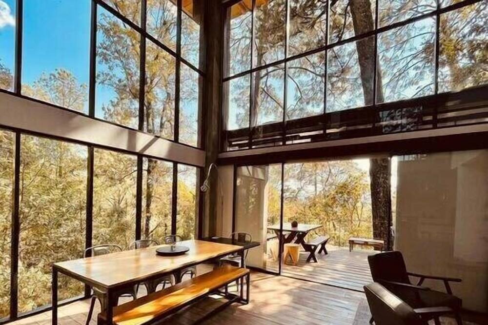 Valle de Bravo House | Lovely house with forest view