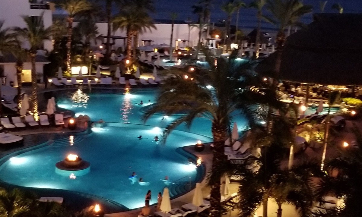 Campo de Golf Fonatur Resort | Hilton Cabo Azul Resort and Spa 1 bed 1 bath Villa Pool View