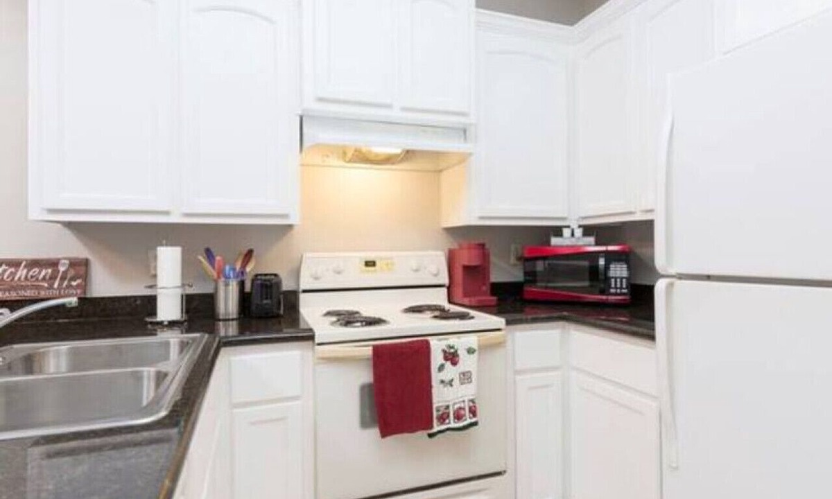 Edinburg Apartment | Perfect place to stay!