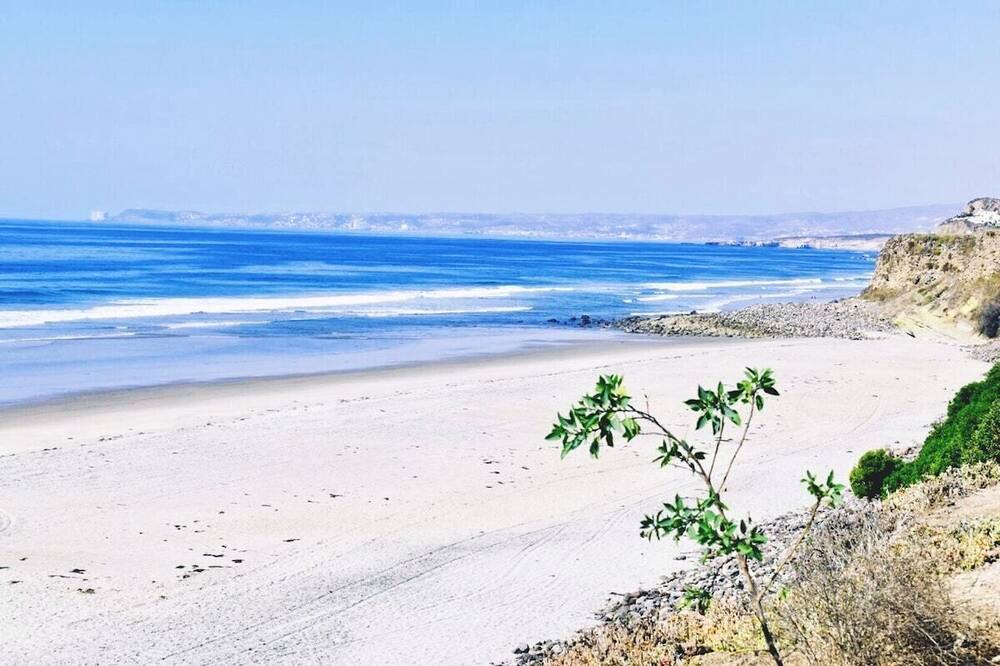 La Fonda House | Beachfront 3br Surfers & Gatherings near Rosarito