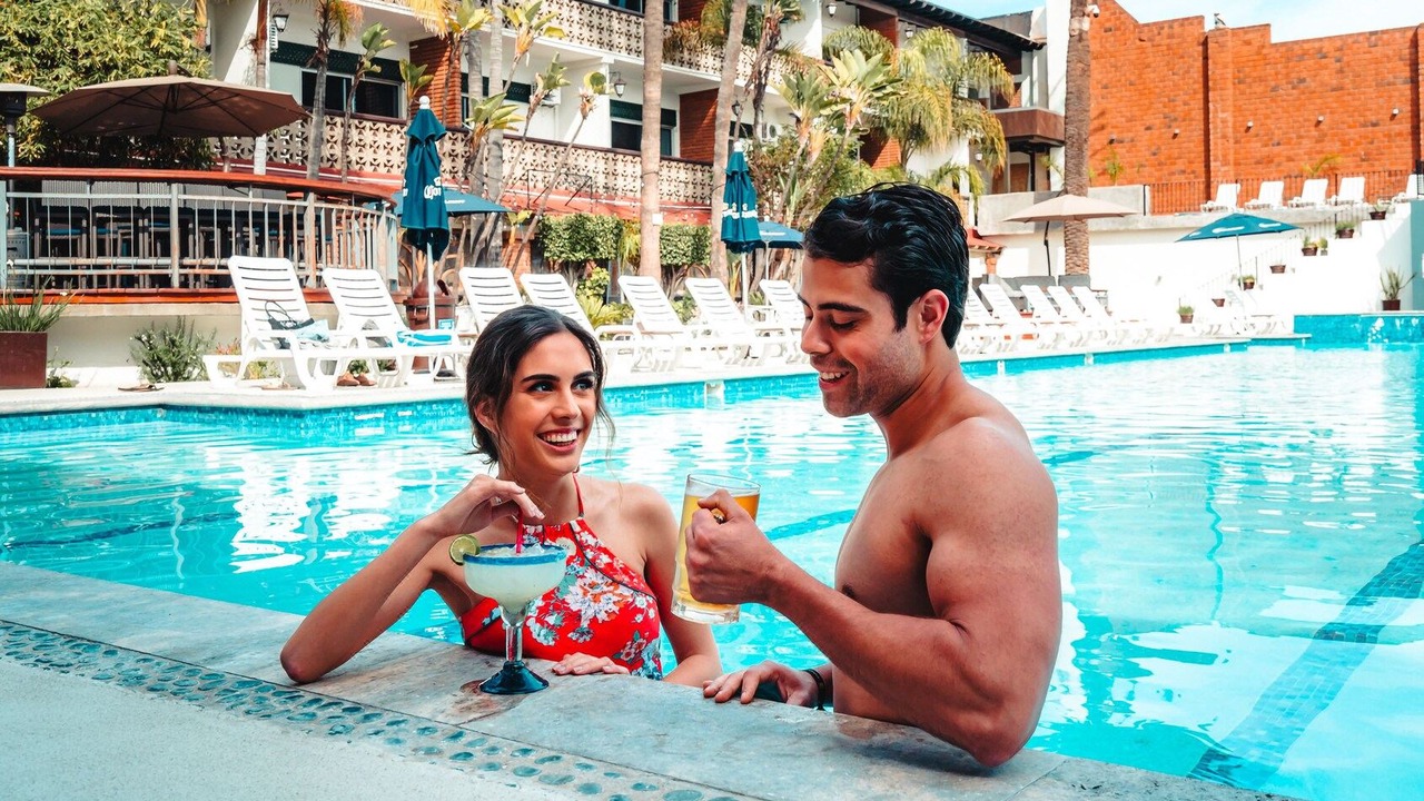 Photo of Human In Picture in Playa Ensenada