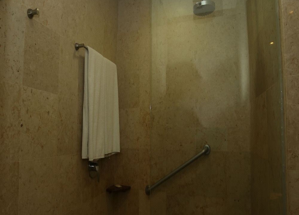 Photo of Bathroom in Nuevo Laredo