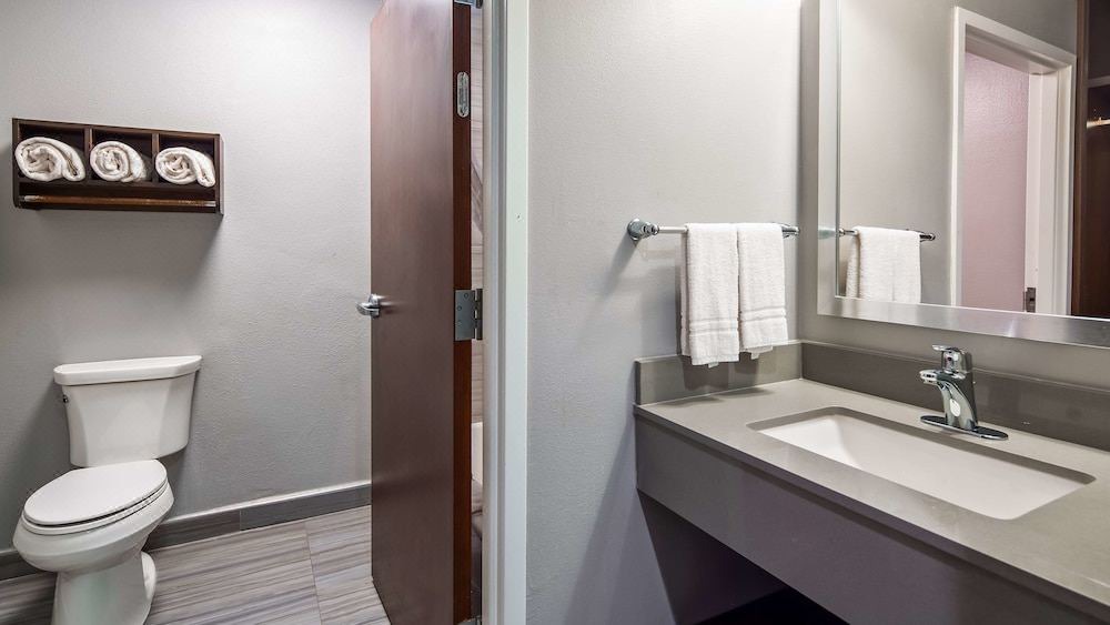 Photo of Bathroom in Weslaco