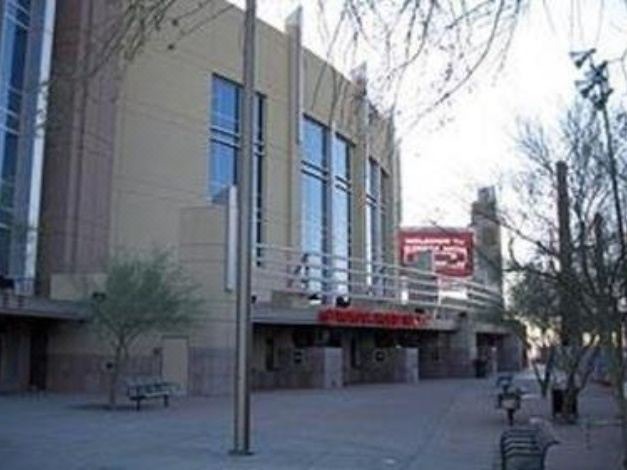 Photo of Buildings in Estrella