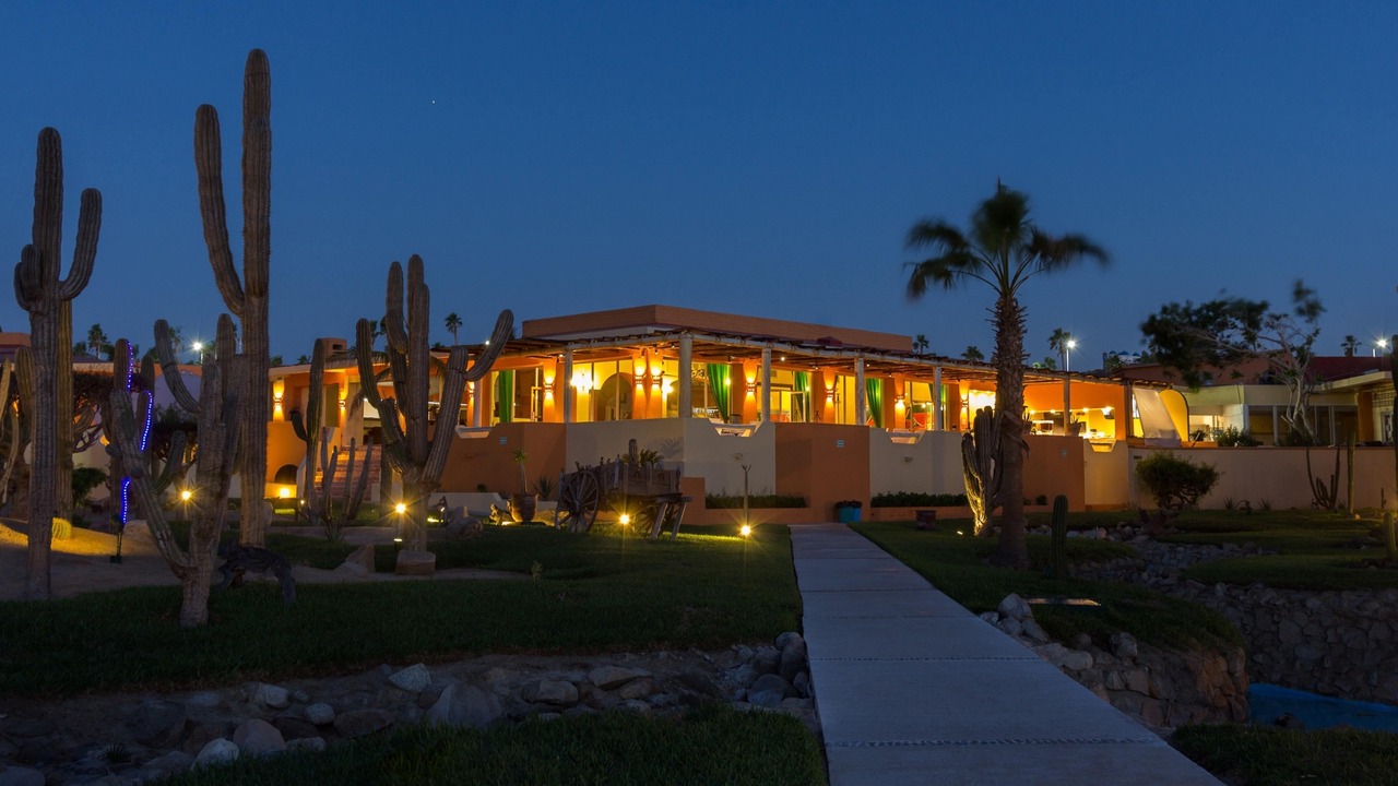 Photo of Buildings in Zona Hotelera