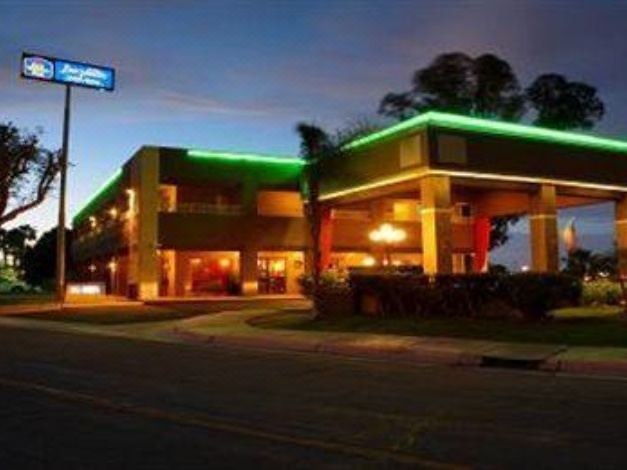 Photo of Buildings in Yuma
