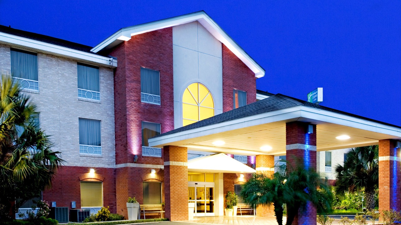Photo of Buildings in Weslaco